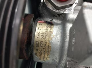 Mercedes a0024667201 bomba dirección clase 446152