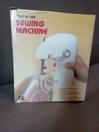 Mini macchina da cucire