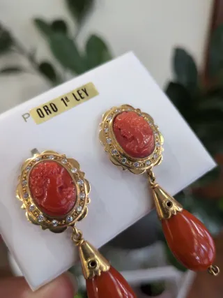 Pendientes Oro 18k Camafeos Corales Lágrima