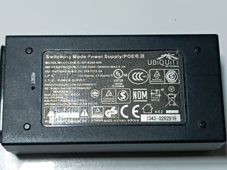PoE Ubiquiti - Fuente de Alimentación Ethernet