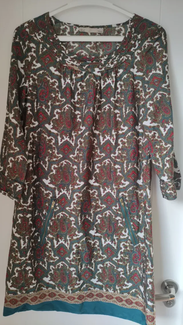 Vestido estampado entretiempo