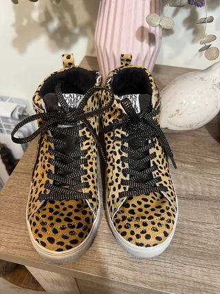Zapatillas altas con estampado de leopardo