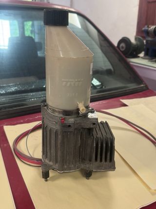 Bomba Eléctrica Dirección Asistida TRW