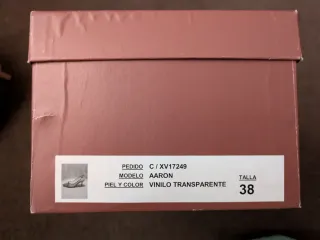 Zapatos piel y vinilo beige sin estrenar
