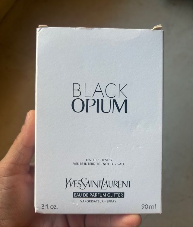 Yves Saint Laurent Black Opium Glitter