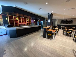 Local comercial en venta en Praza Independencia en Vigo