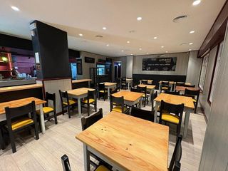Local comercial en venta en Praza Independencia en Vigo