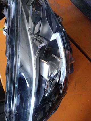 Faro Peugeot/Citroen 1612495280
