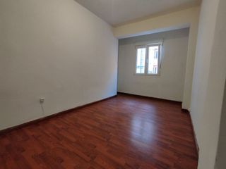 Piso en alquiler en Numancia - San Fernando en Santander