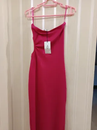 Vestido de verano rosa sin estrenar