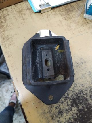 Soporte Motor Ford Sierra 6155997
