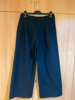 Pantalón negro ancho