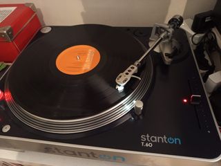 Tocadiscos Stanton T60 ( reservado alberto)