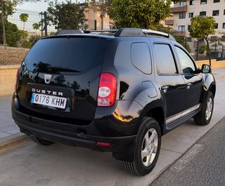 DACIA DUSTER 1.6i 16V LAUREATE 4X4