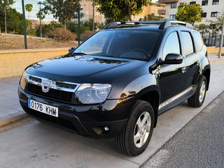 DACIA DUSTER 1.6i 16V LAUREATE 4X4