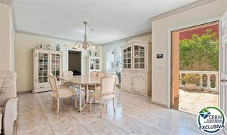 Chalet en venta en Empuriabrava en Castelló d´Empúries