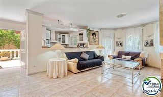 Chalet en venta en Empuriabrava en Castelló d´Empúries