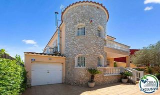 Chalet en venta en Empuriabrava en Castelló d´Empúries