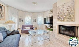 Chalet en venta en Empuriabrava en Castelló d´Empúries