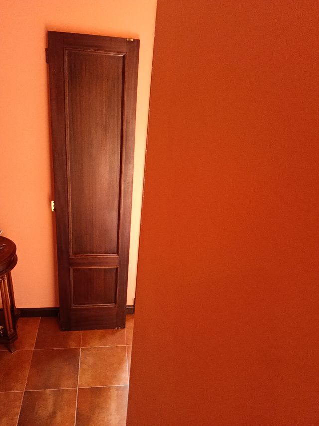 Puerta de madera pintada a mano
1,81 por 46, 3,05
