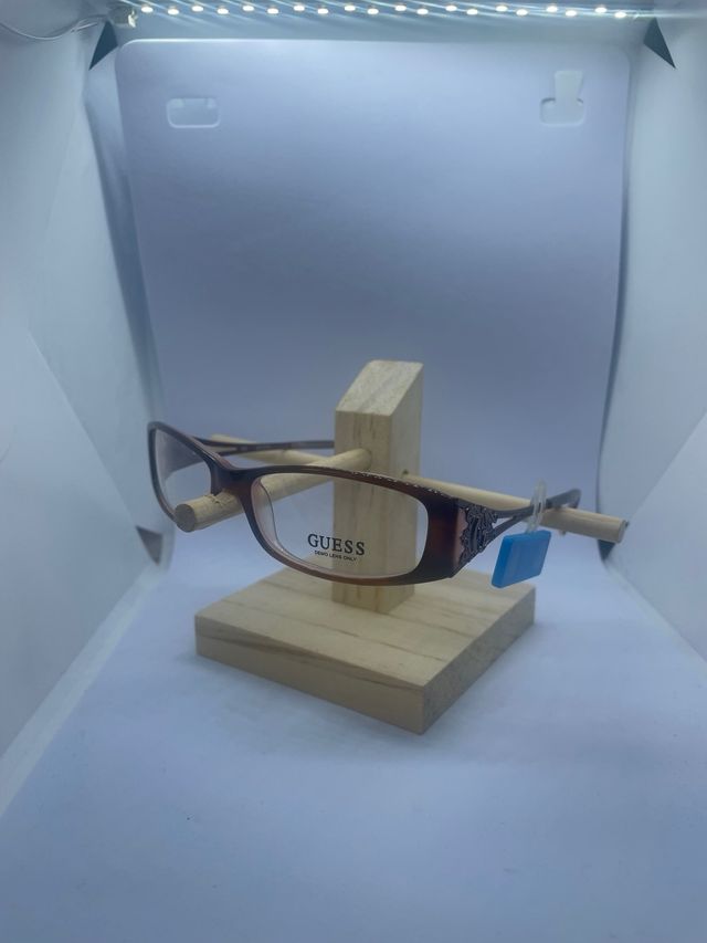 Montura Guess Marrón y Dorada Nueva