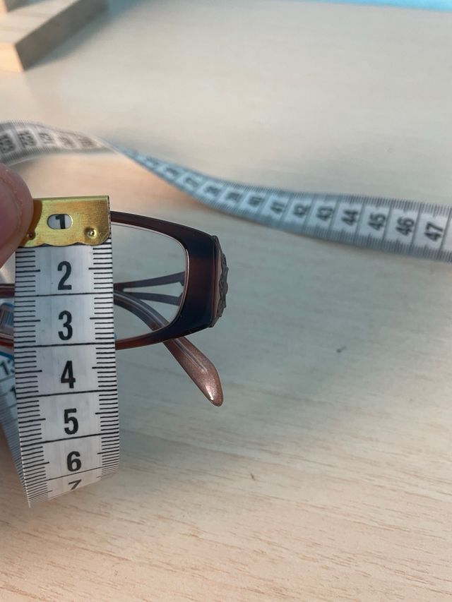 Montura Guess Marrón y Dorada Nueva