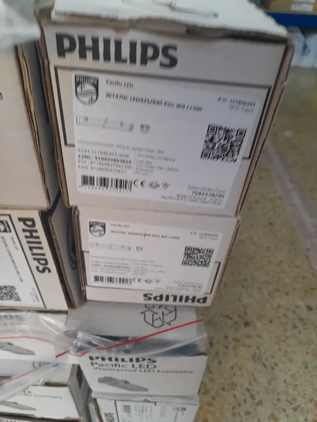 Pantalla Estanca LED Philips Pacific