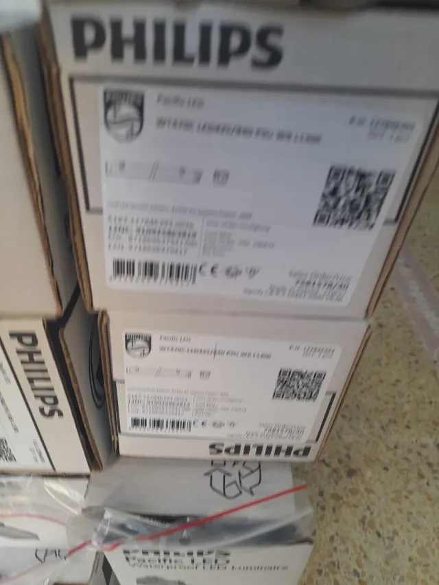 Pantalla Estanca LED Philips Pacific