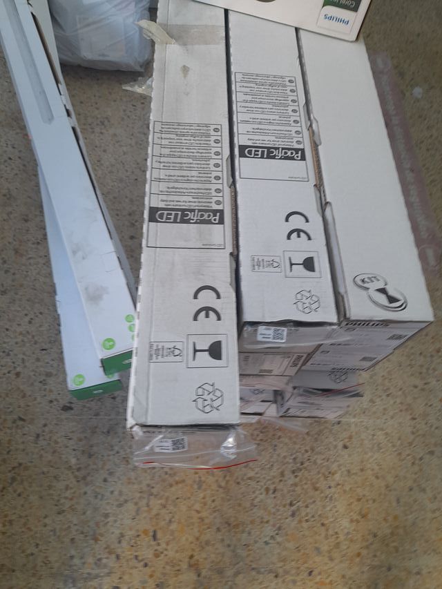 Pantalla Estanca LED Philips Pacific