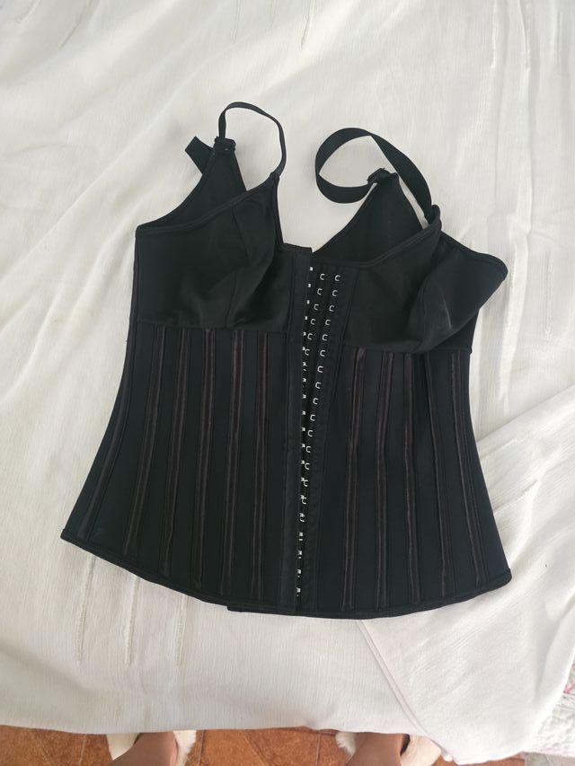 Faja reductora con sujetador