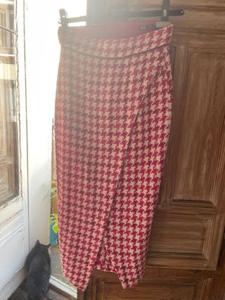 Falda larga Zara Tweed fucsia y blanco roto 