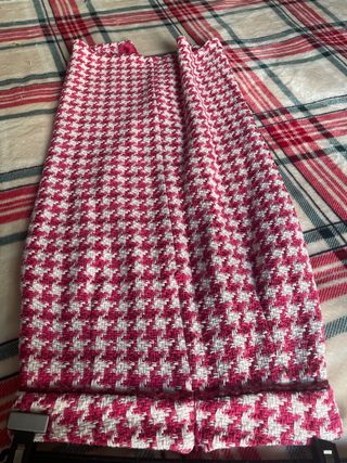 Falda larga Zara Tweed fucsia y blanco roto 