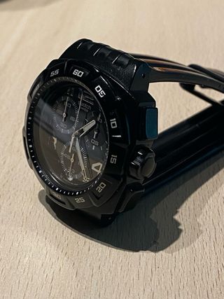 Reloj Swatch Chrono Plastic Negro