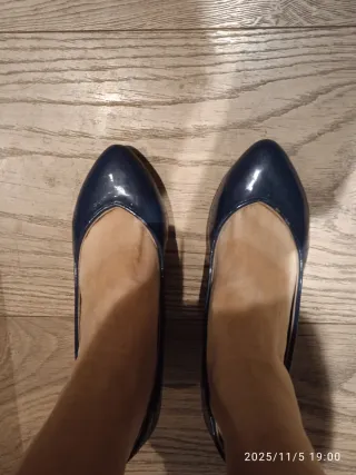 Zapatos azules de tacón