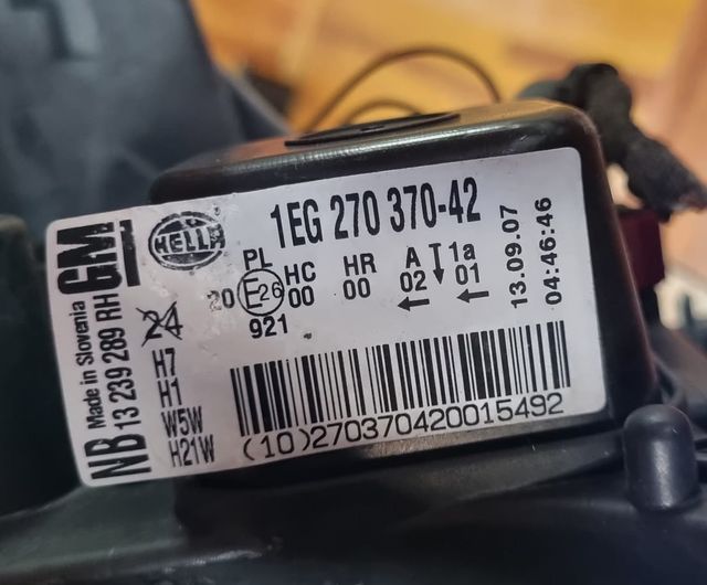 Faro Derecho Opel Astra H