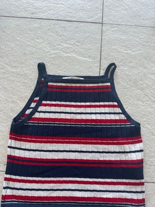 Top H&M niña rayas azul, rojo y blanco T.S