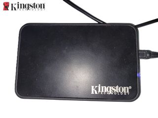 SSD KINGSTON 120GB. + CAJA EXTERNA.