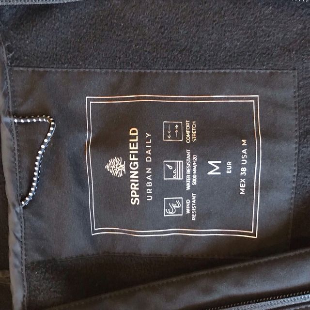 Chaqueta técnica hombre negra