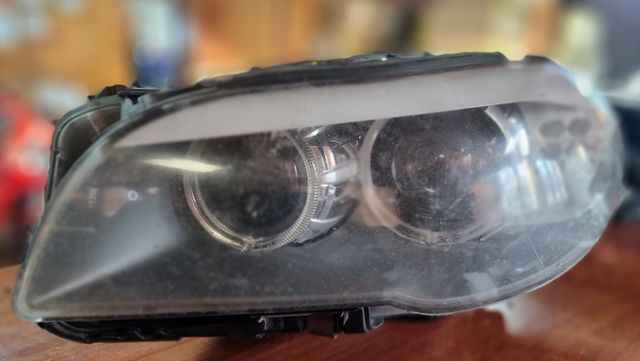FARO IZQUIERDO BMW 5 XENON