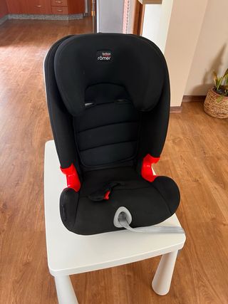 Silla coche Britax Römer negra