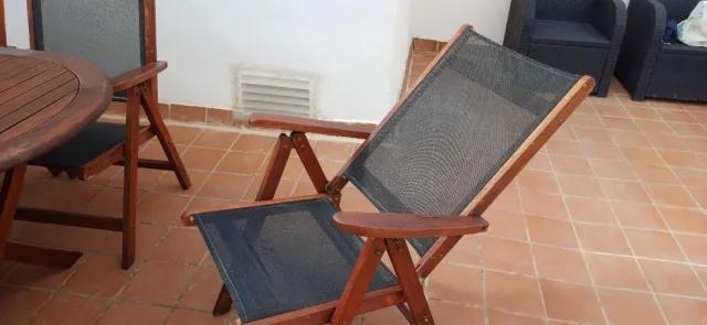 Mesa y seis sillas de Teka