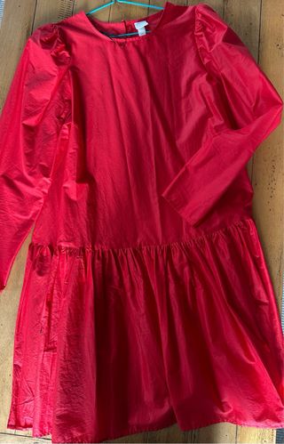 Vestido rojo entretiempo