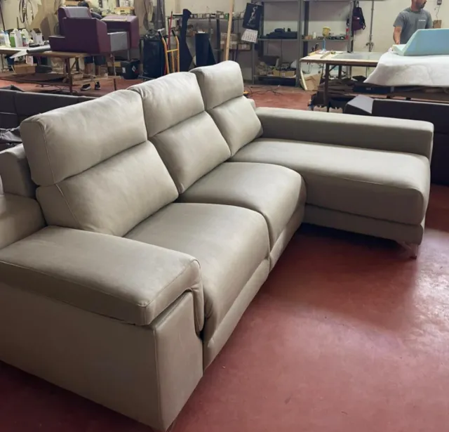 Sofá Cherlons
( NUEVO,URGE VENDER POR MUDANZA)