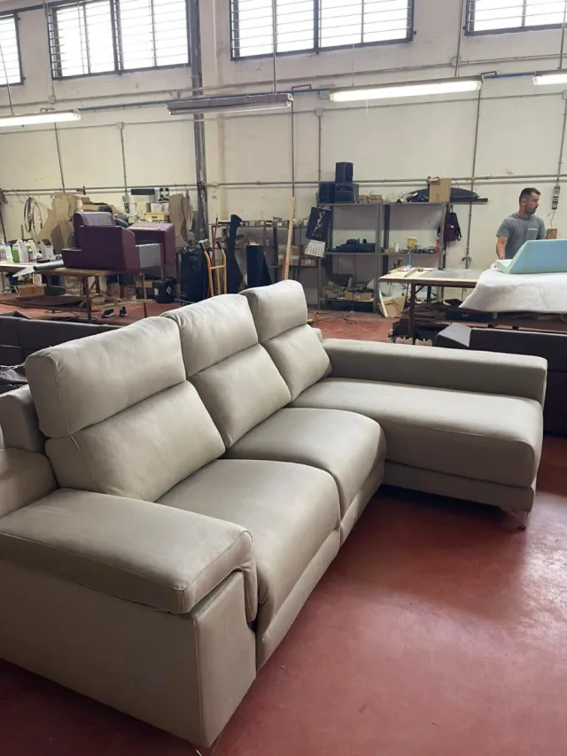 Sofá Cherlons
( NUEVO,URGE VENDER POR MUDANZA)