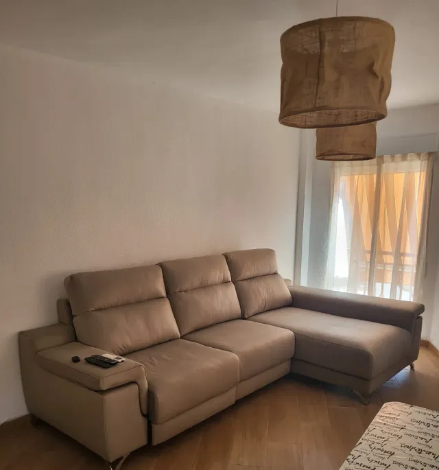 Sofá Cherlons
( NUEVO,URGE VENDER POR MUDANZA)