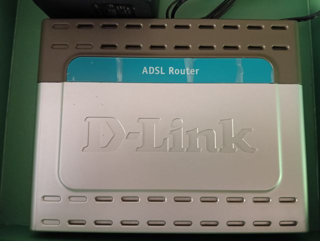 Router ADSL D-Link DSL-504T