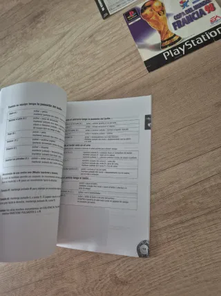 Copa del Mundo 98 PS1 Carátulas y Manual