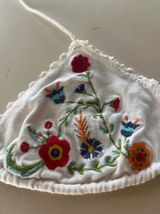 Top bikini bordado flores Talla S