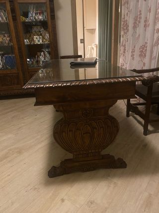 Scrivania d'epoca in legno con sedia