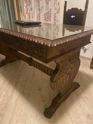 Scrivania d'epoca in legno con sedia